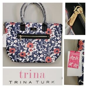 ➡️Trina Turk Blue and Red Tote Bag NWT